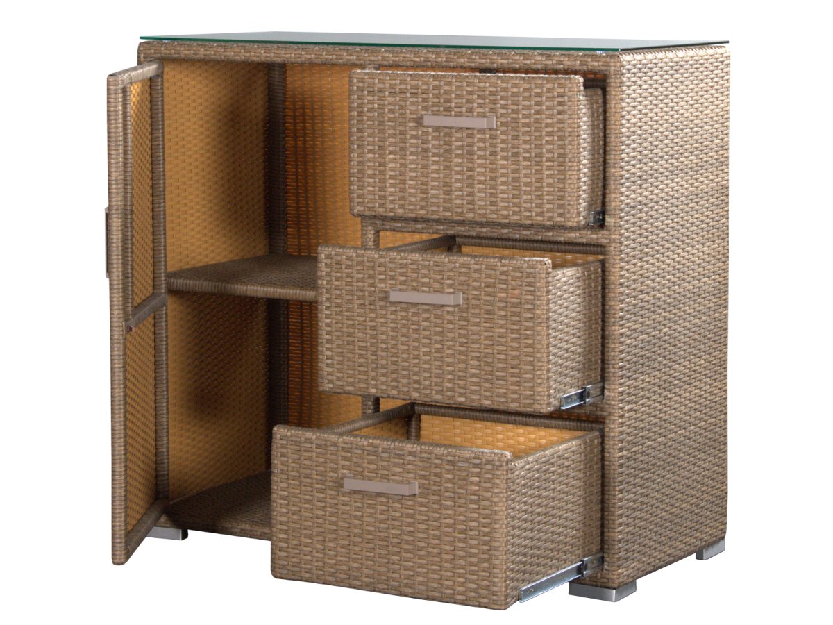 Шкаф купе из ротанга
