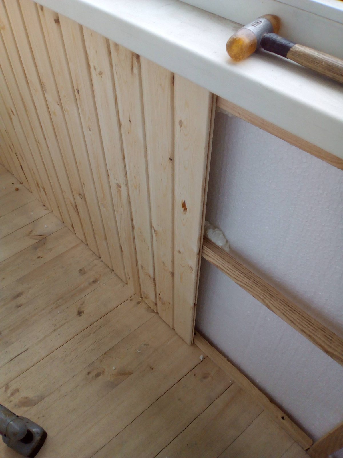 Прямоугольные комнаты обшитые вагонкой