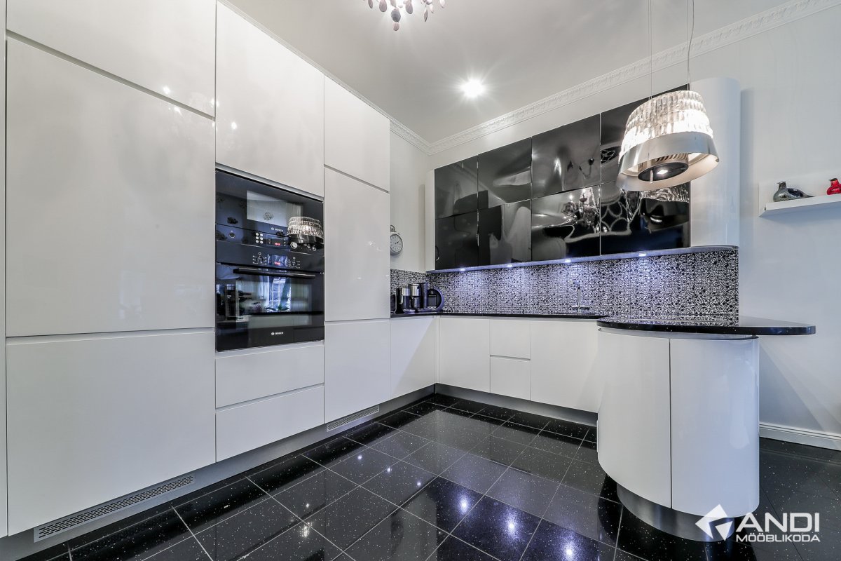 Кухня Алвик белый Колониал металлик