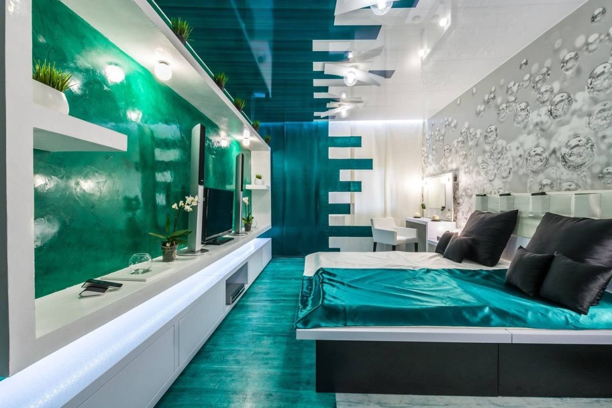 Малахитовая стена