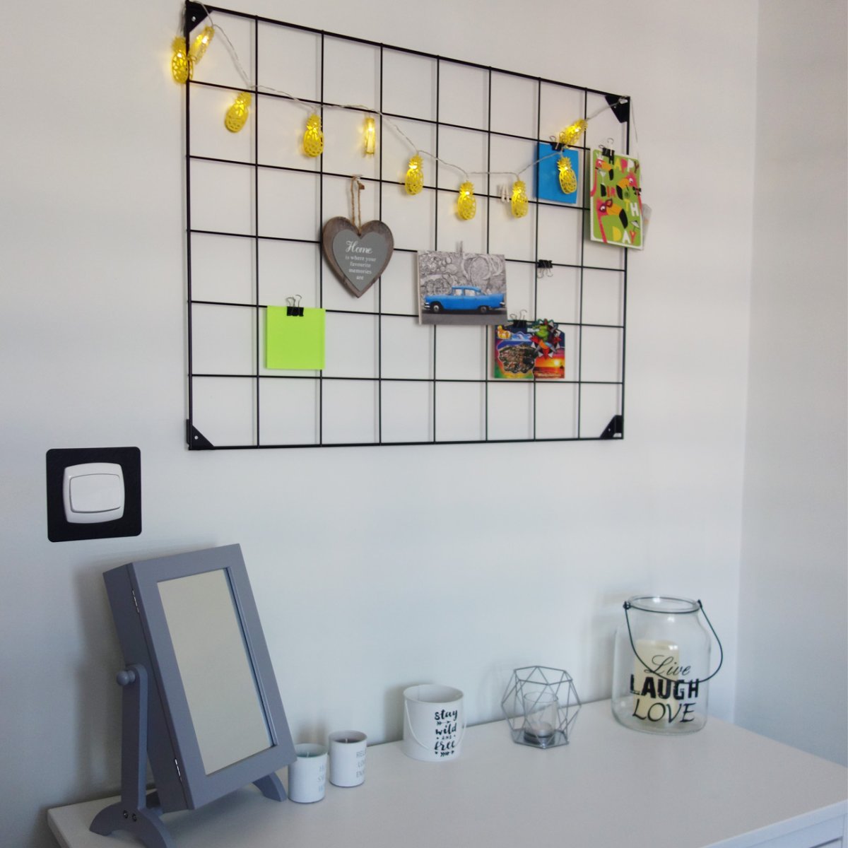 Черная сетка на стену