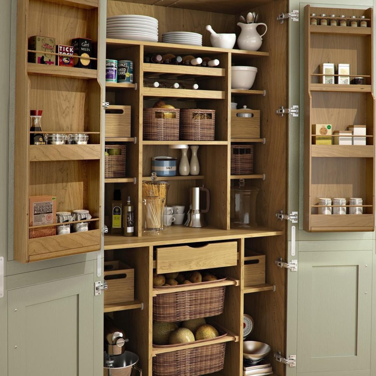 Маленькие кладовки на кухне