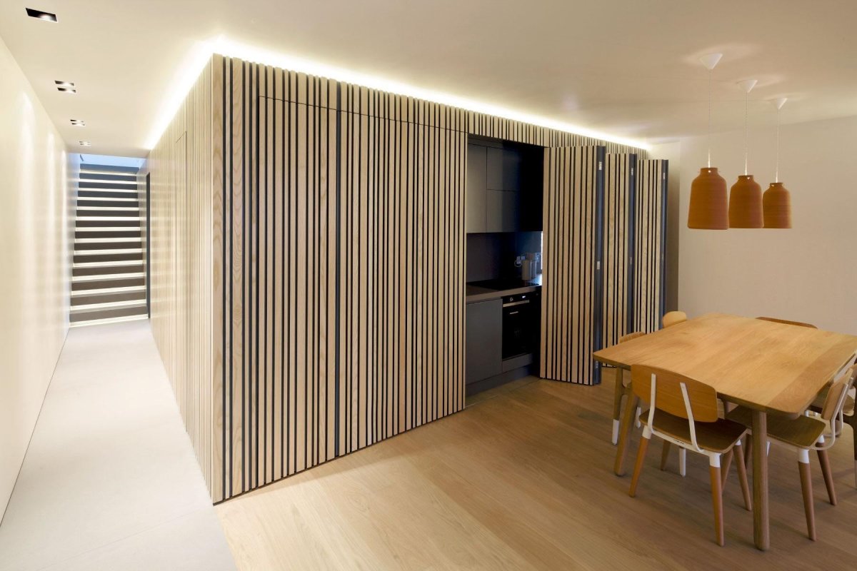 Деревянные рейки в интерьере