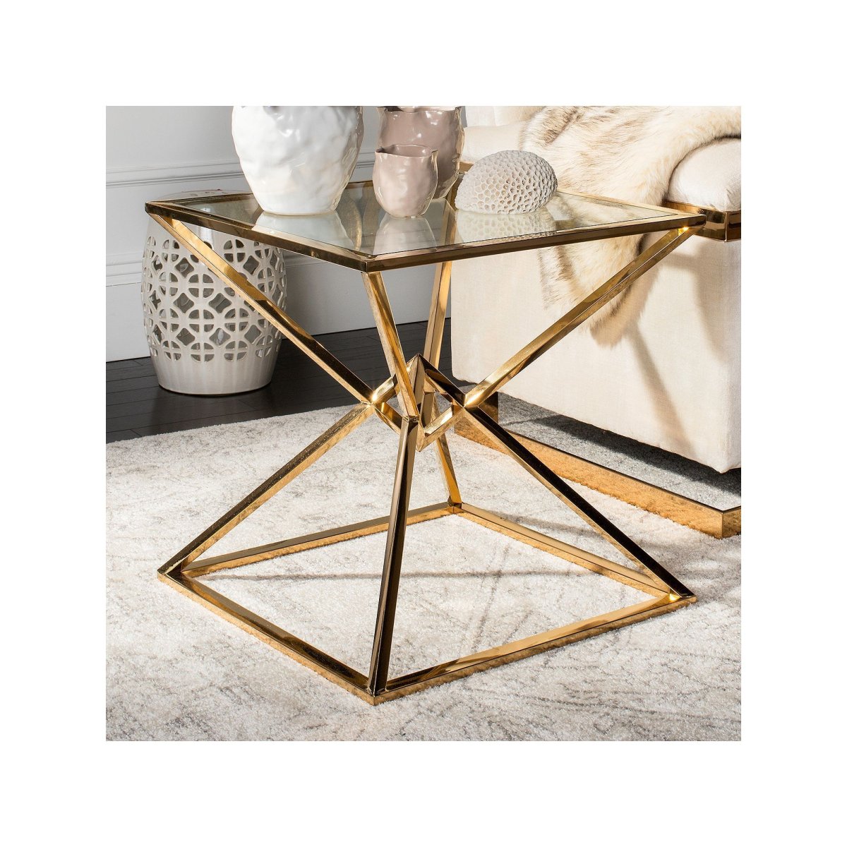 Круглые полки из металла