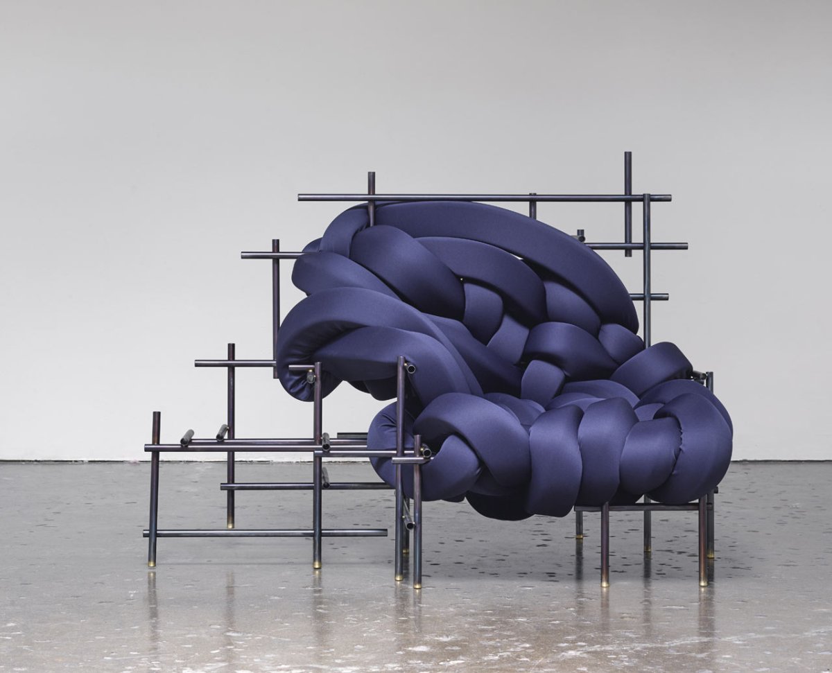 Кованая консоль под раковину