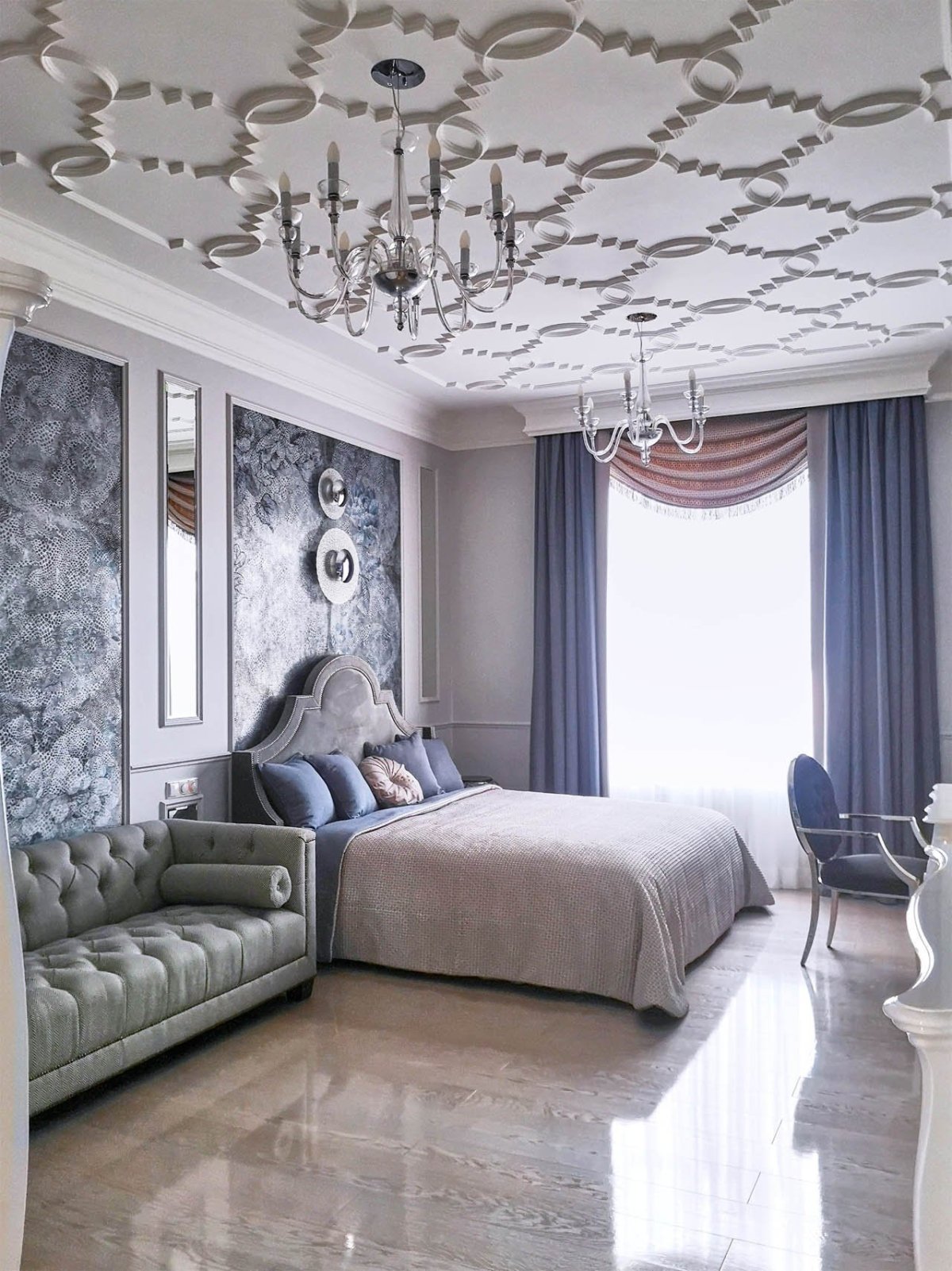 Жемчужно серая спальня