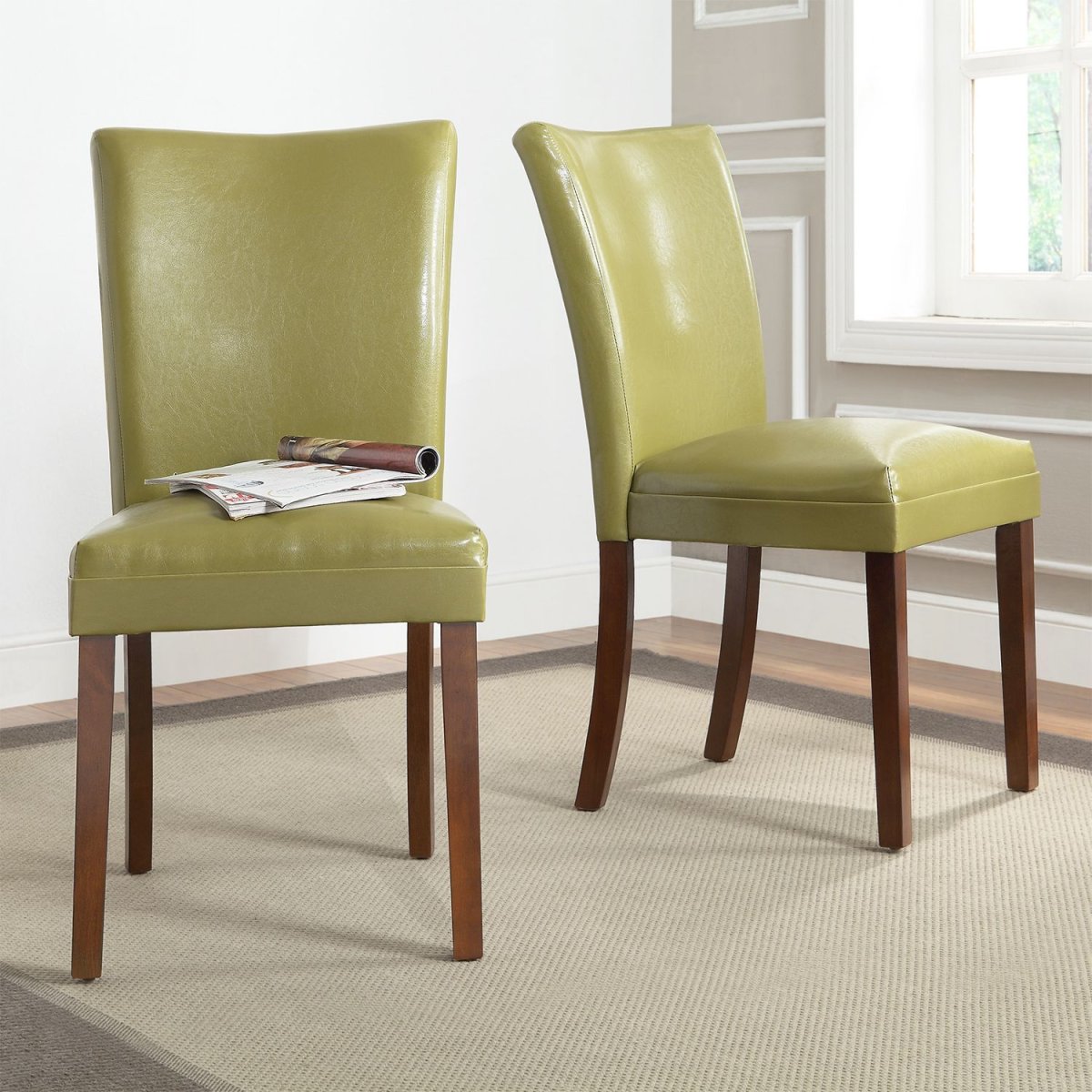 Оливковые стены в интерьере кухни