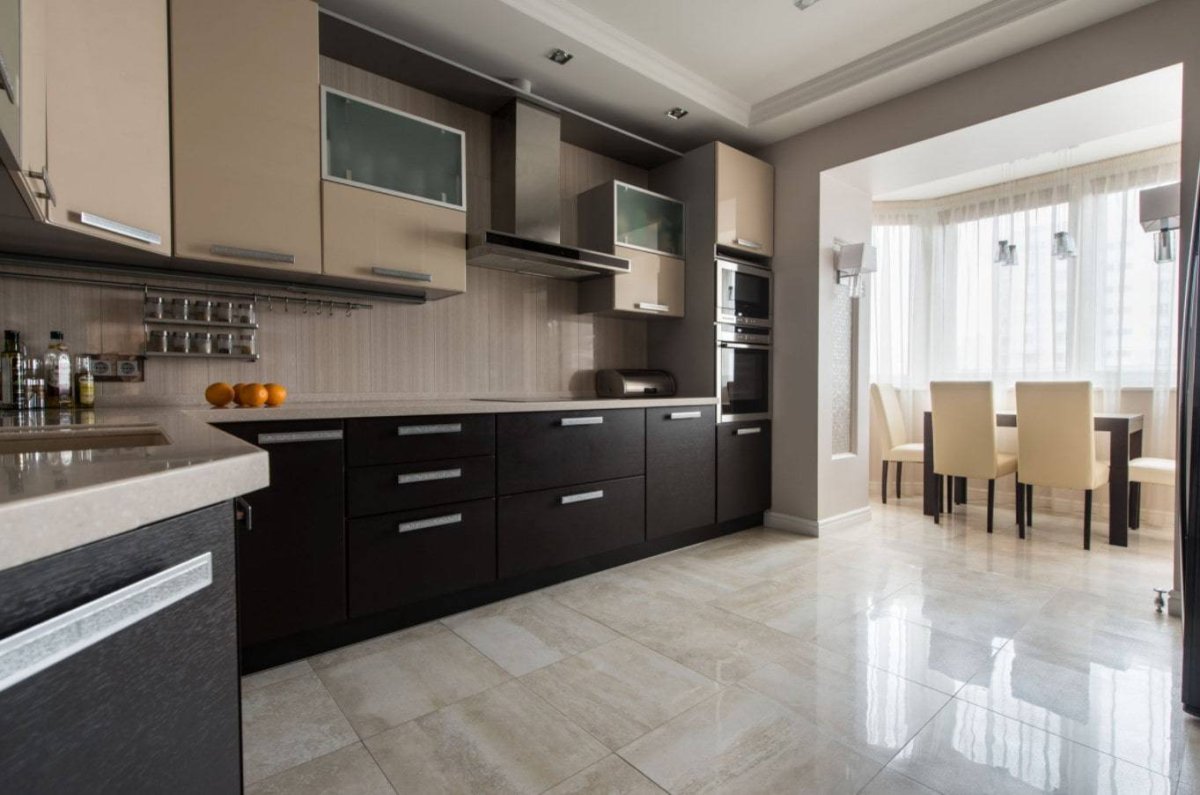 Кухня венге с бежевым в интерьере