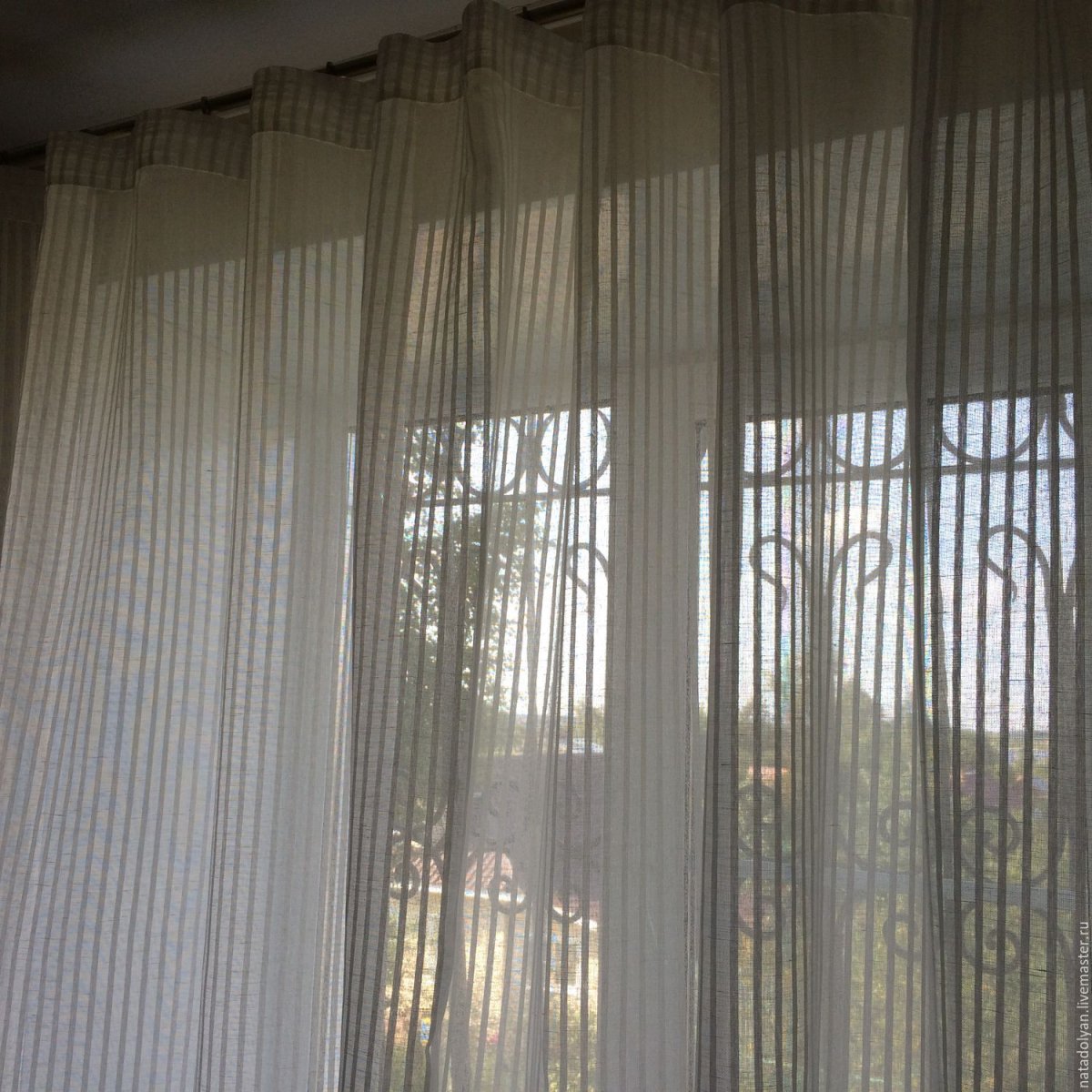 Шторы с ламбрекеном в спальню на одну сторону