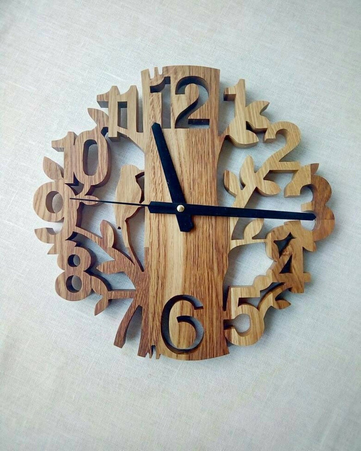 Декорирование деревянных часов