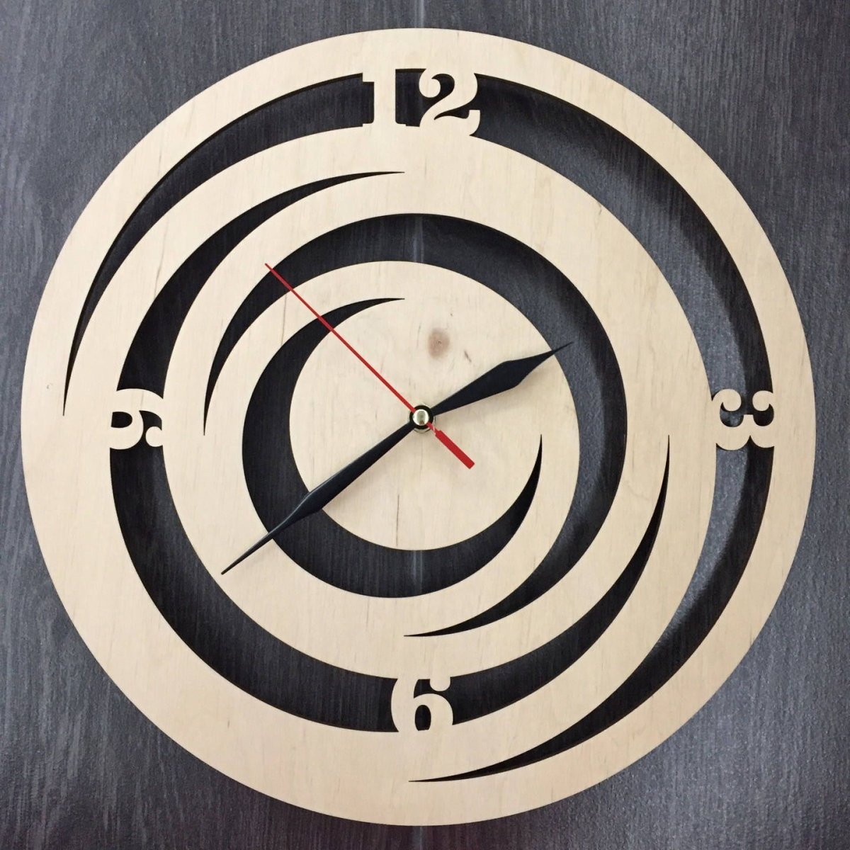 Дизайнерские часы