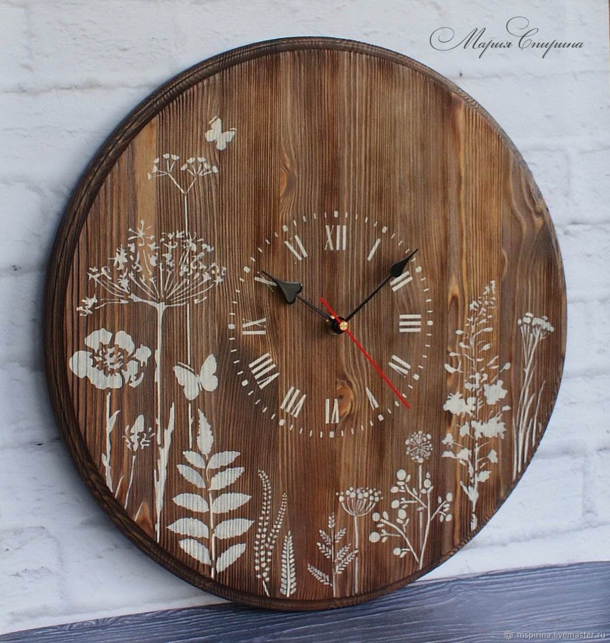 Деревянные часы