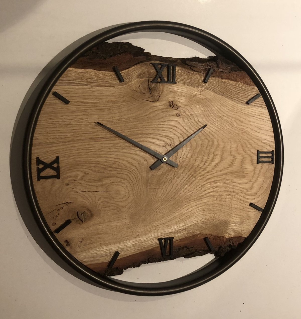 Часы в детскую комнату настенные