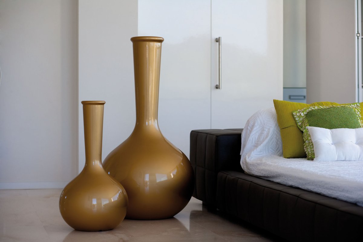 Вазы Uttermost Coral 19616