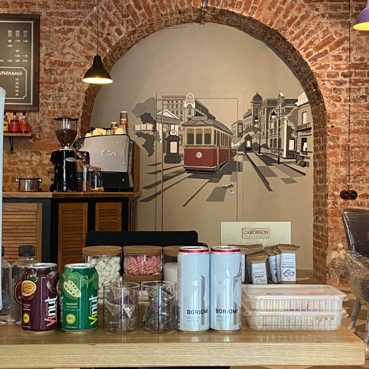 Интерьер кофейни бехайнс