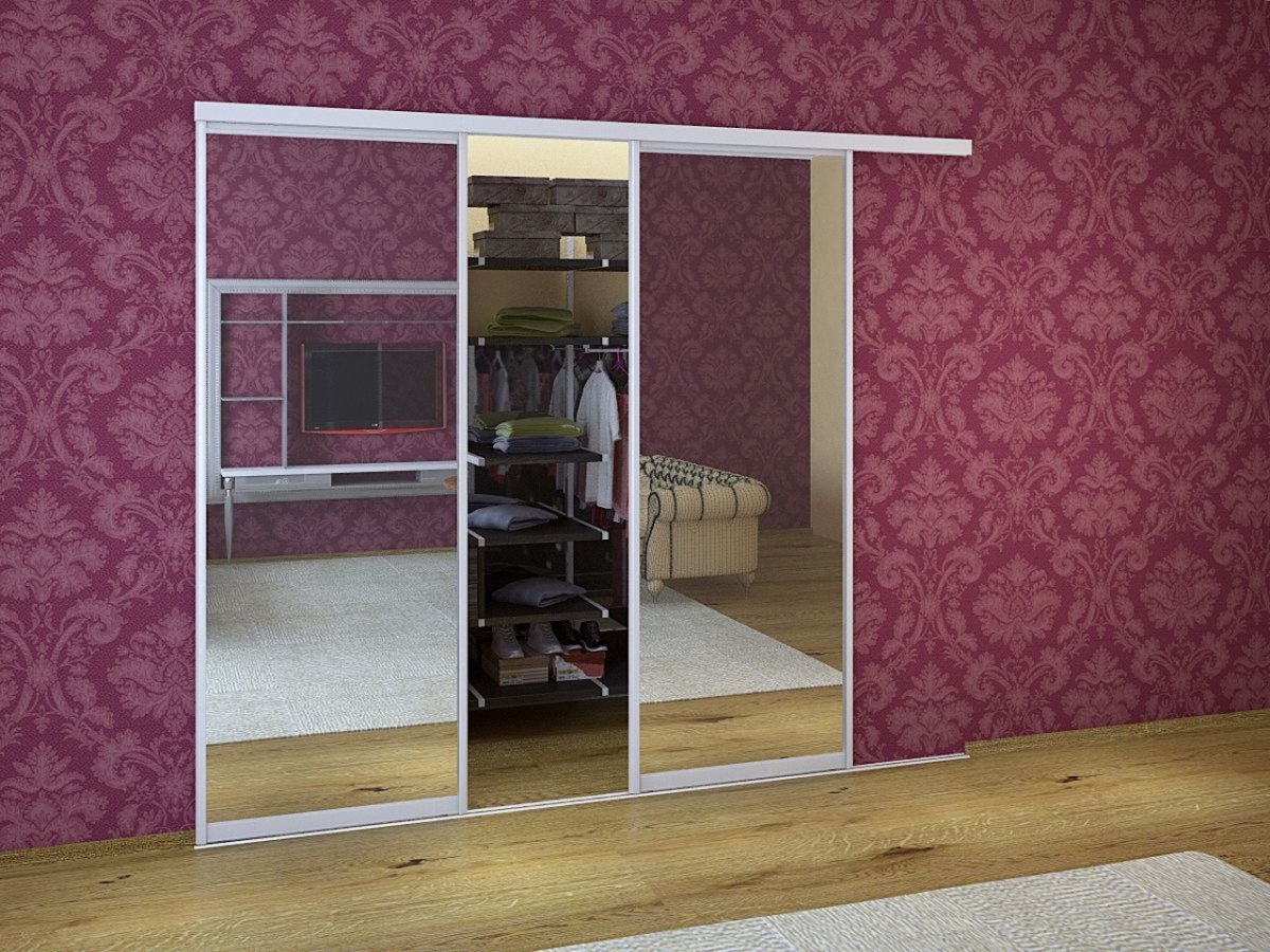 Мебель вокруг окна