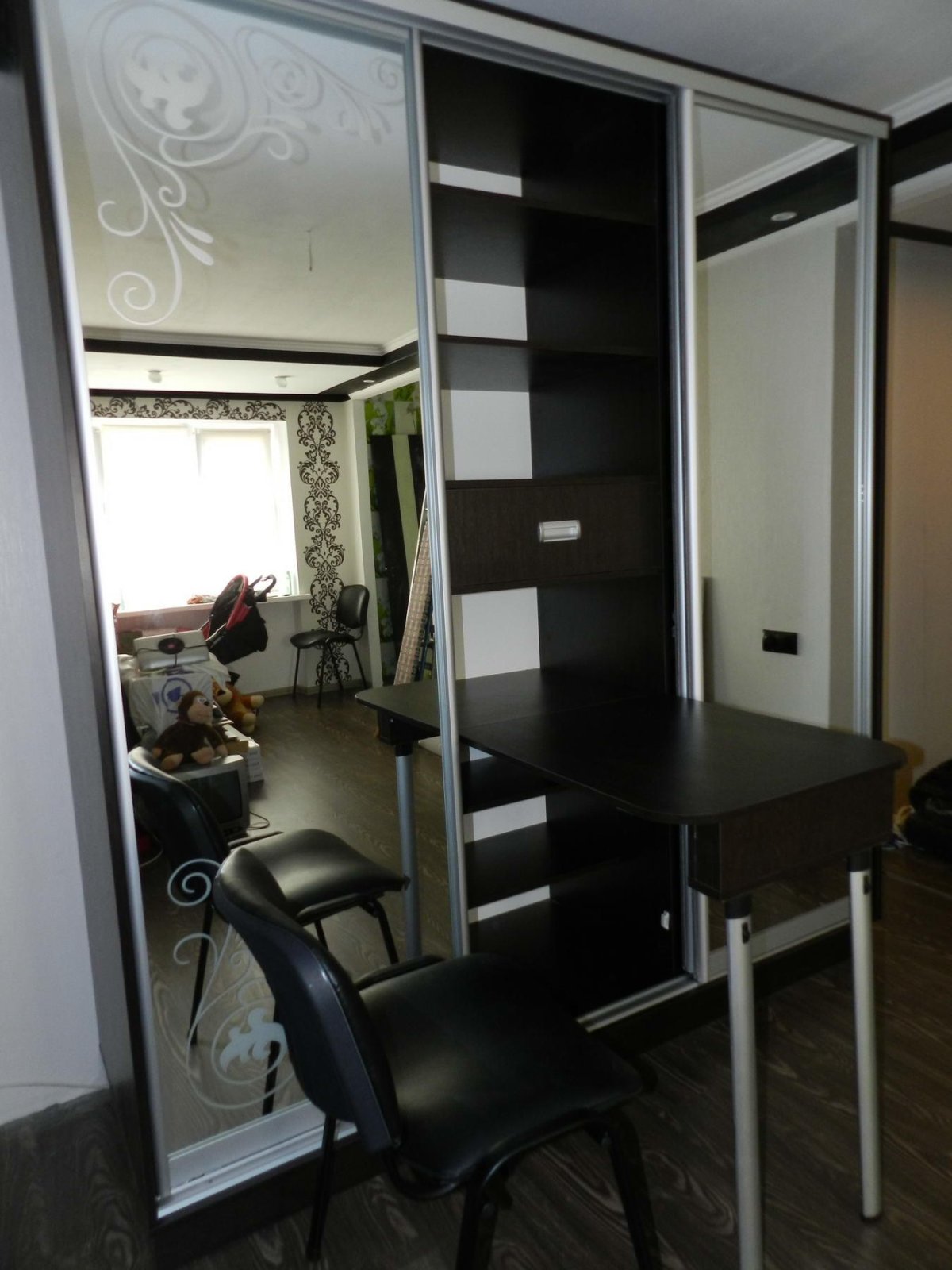 Шкаф-купе Командор 2.2