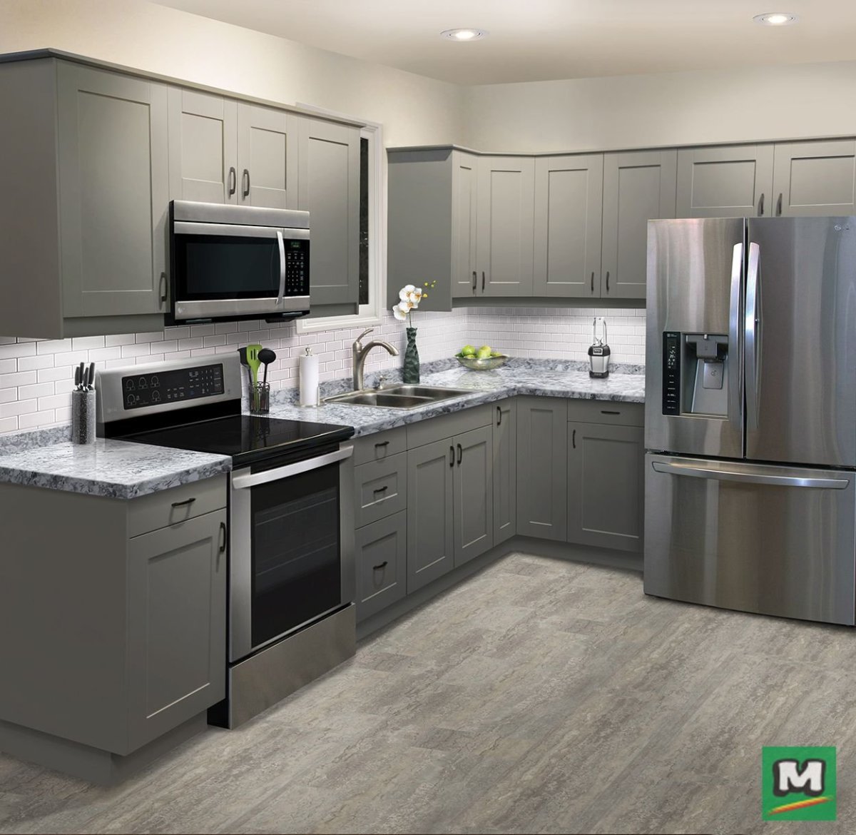 Белый холодильник в интерьере