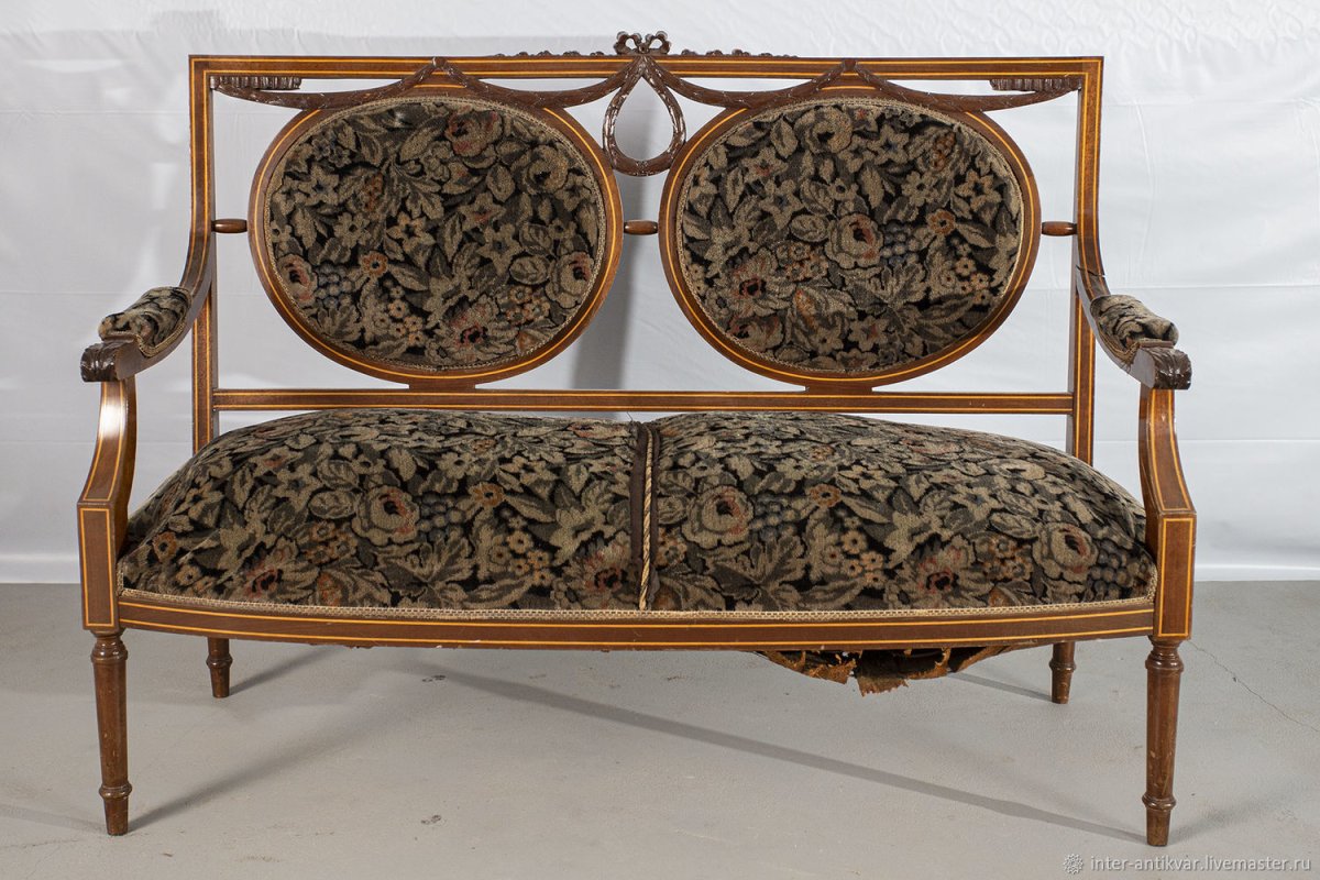 Винтажный диван