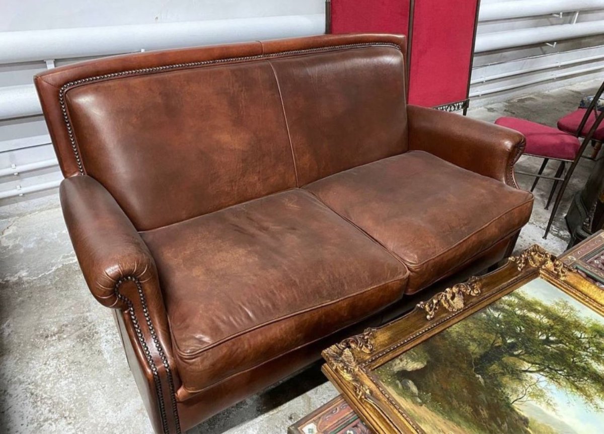 Антикварная мягкая мебель