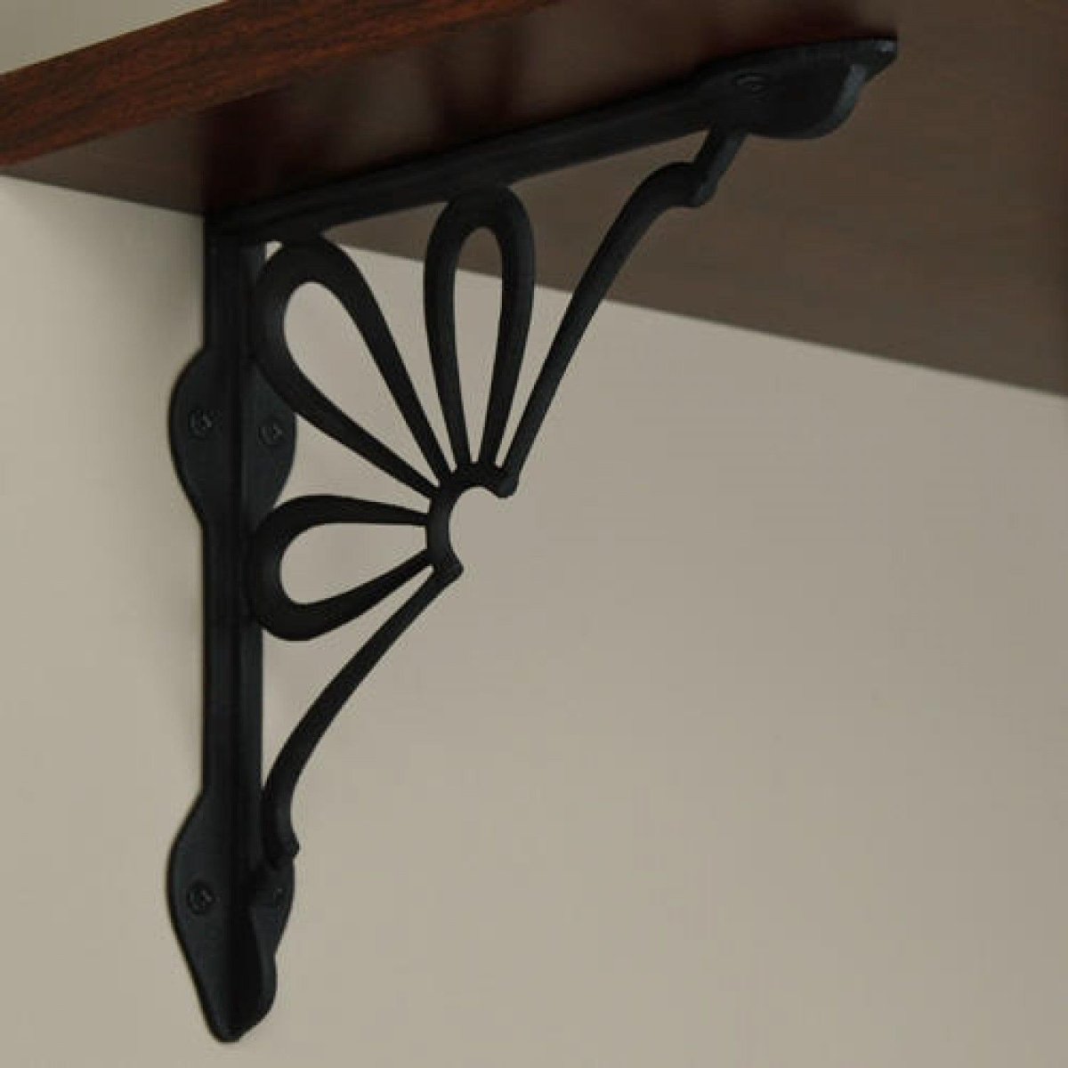 Кронштейн металлический классика ливмастер