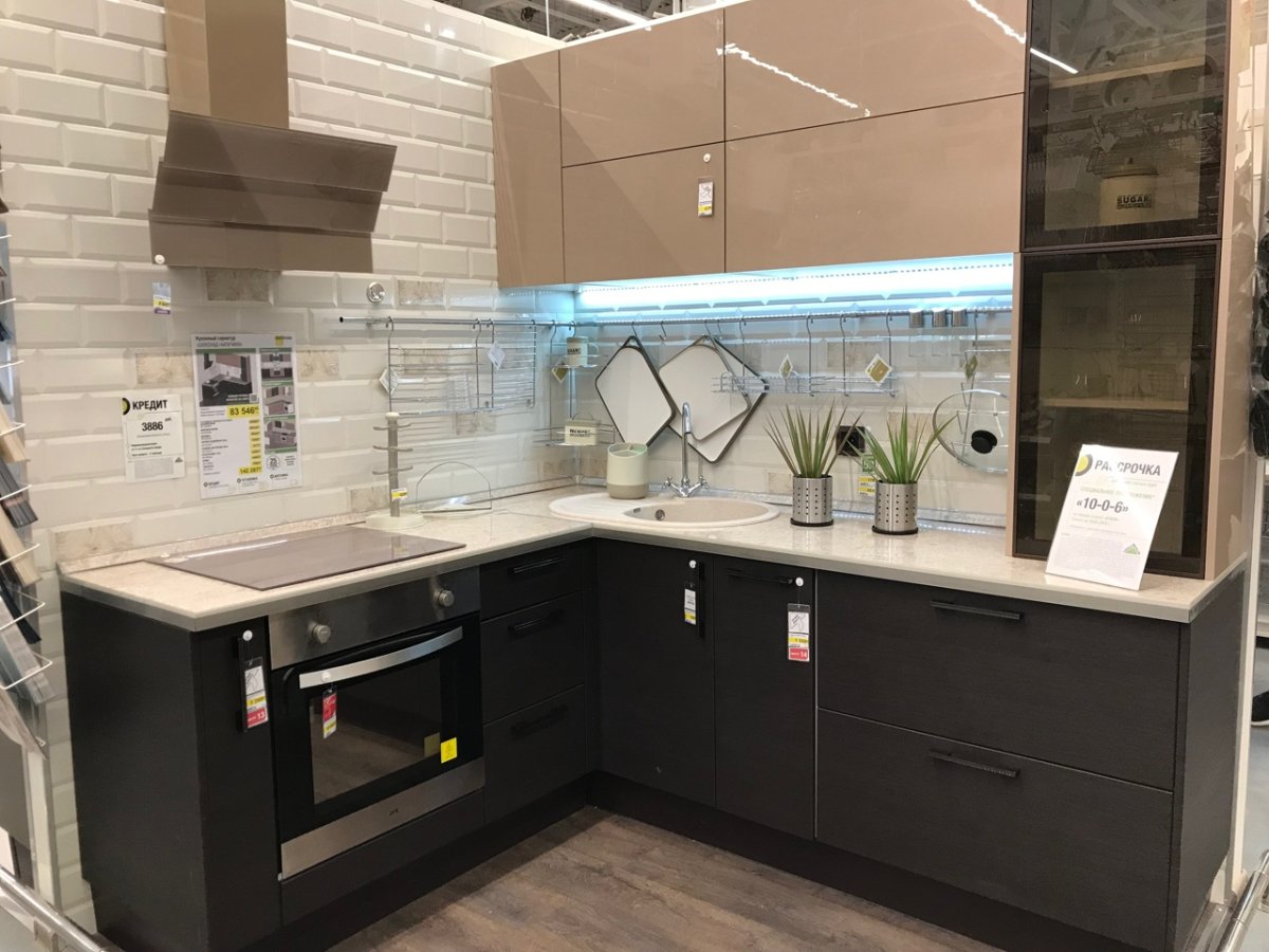 Леруа Мерлен кухни реклама