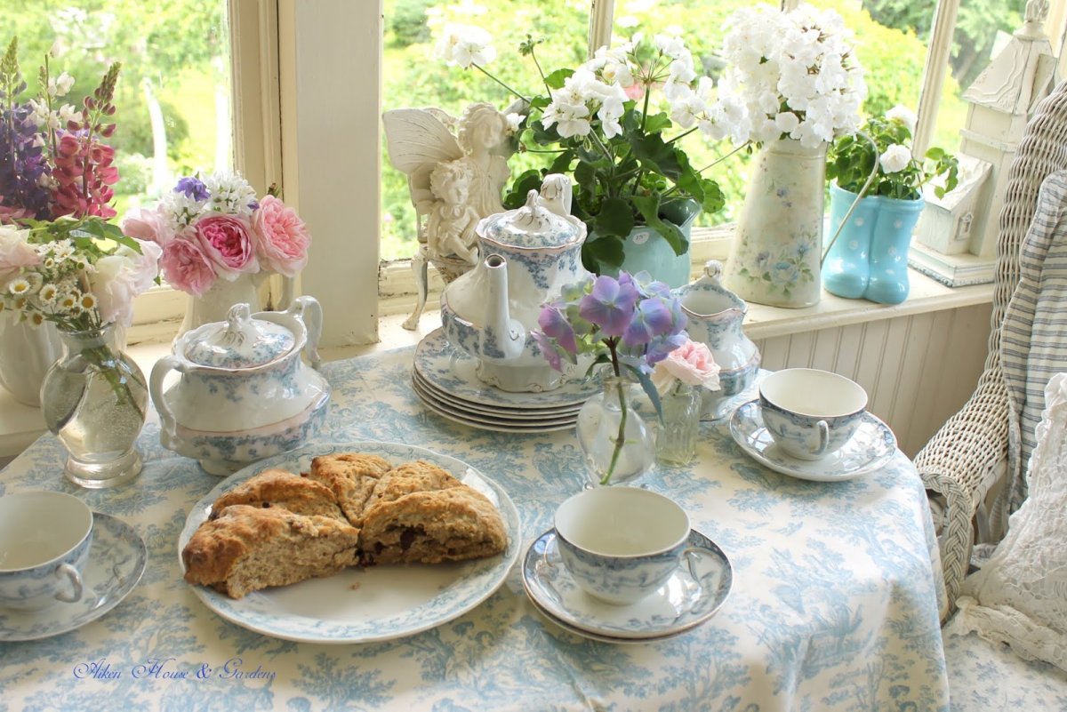 Уютный уголок для чаепития