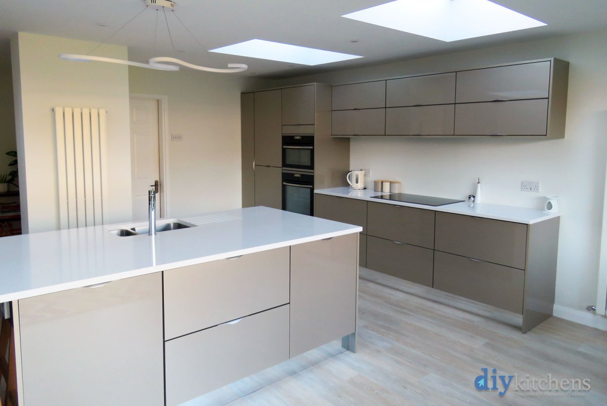 Кухни Мария кашемир