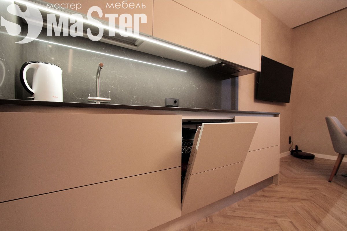 Современная кухня в цвете кашемир