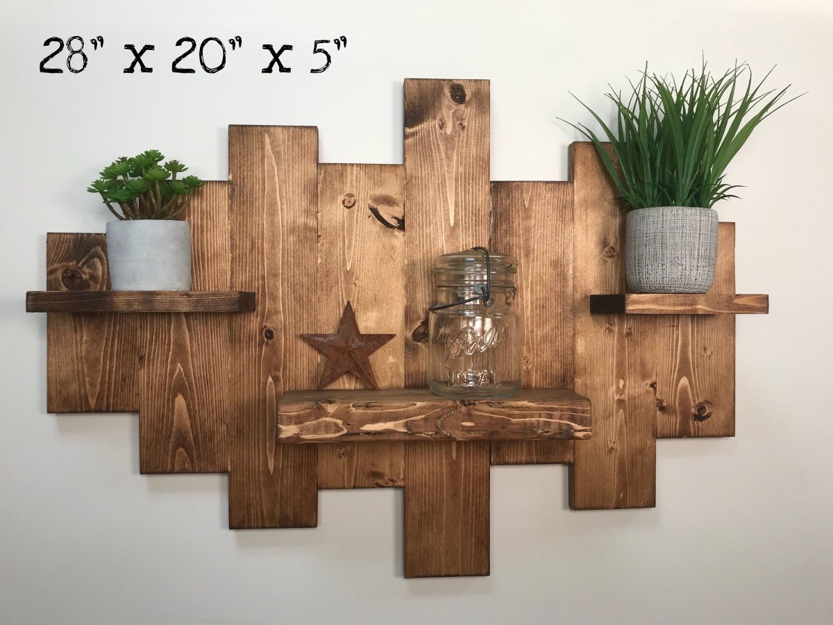Украшение на стену из дерева