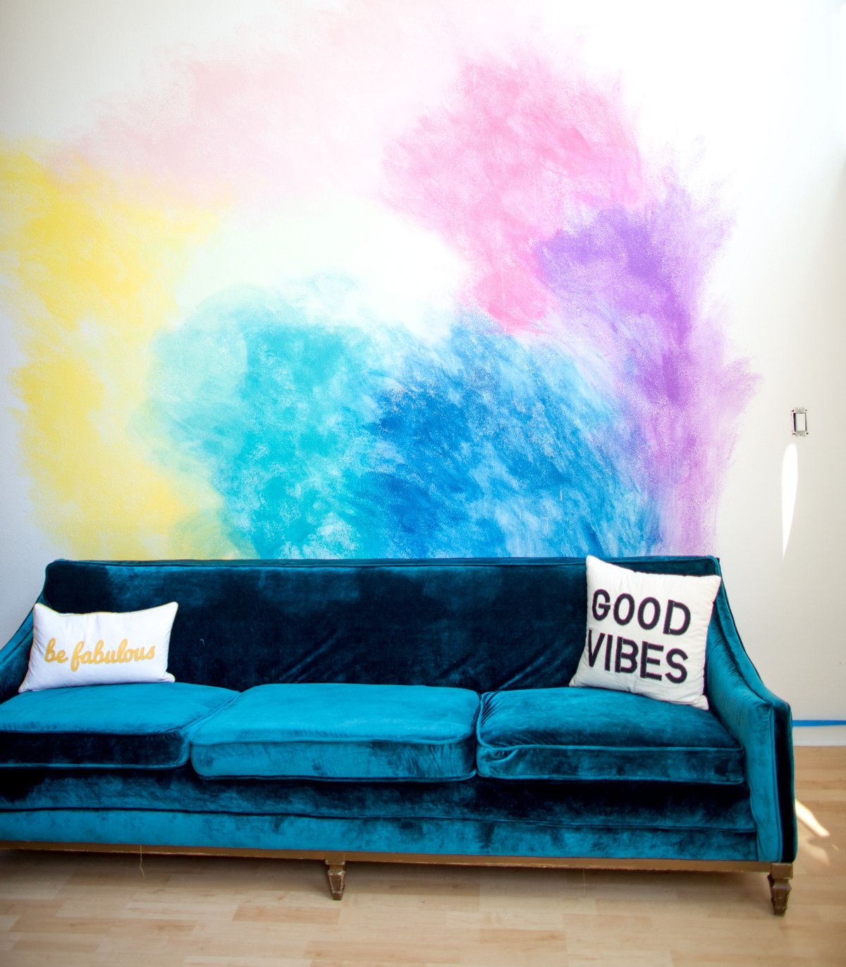 Акварель на стене