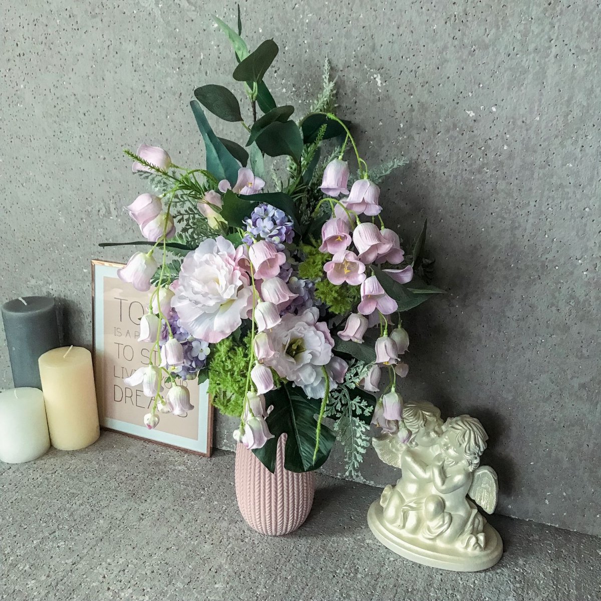 Настенные цветочные композиции