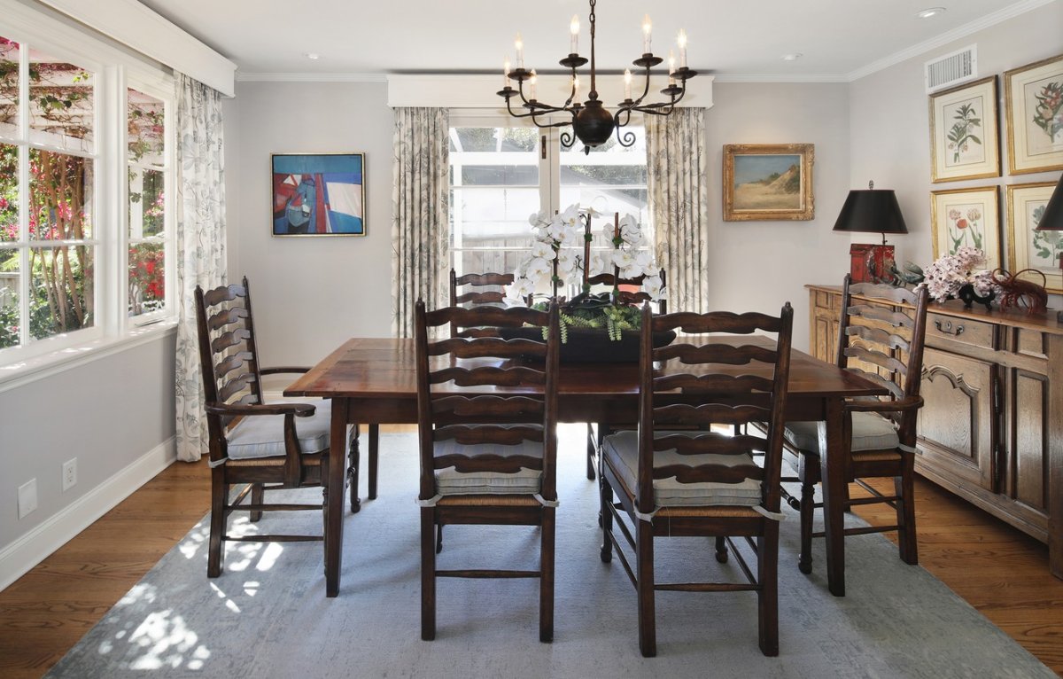 Столовая группа Walnut Dining Table w/6 Chairs