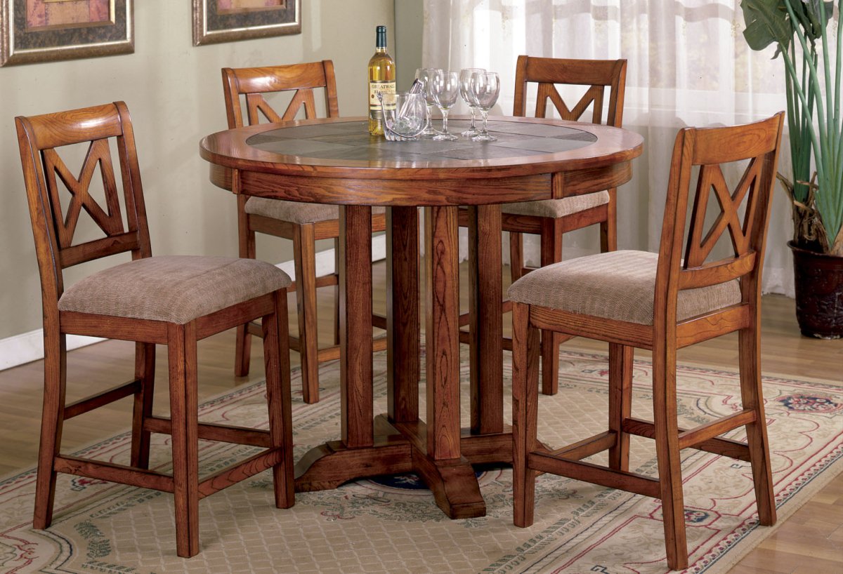 Стол деревянный обеденный