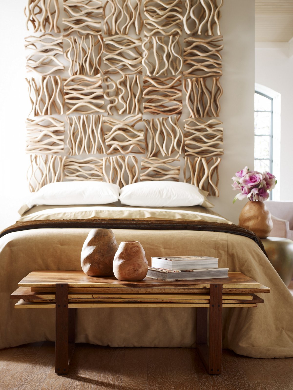 Необычный декор стен