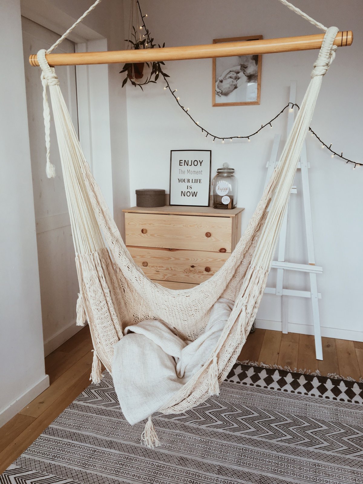 Гамак в комнате