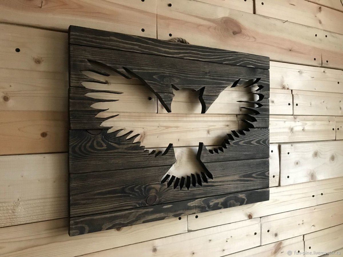 Деревянное панно на стену