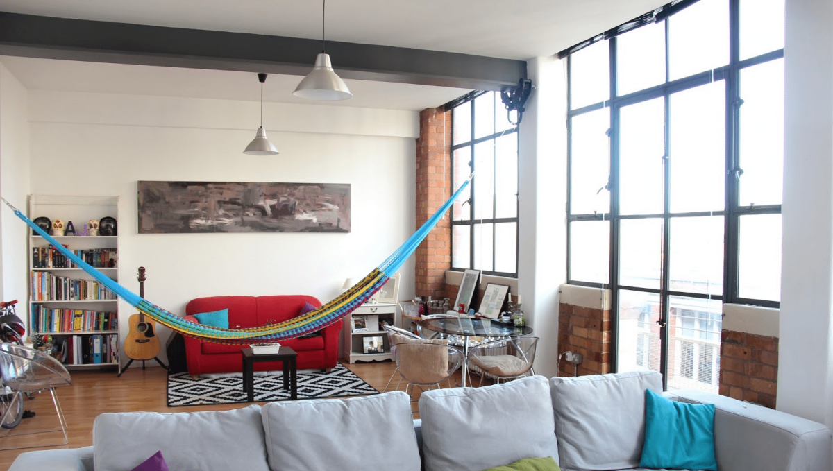 Гамак в комнате