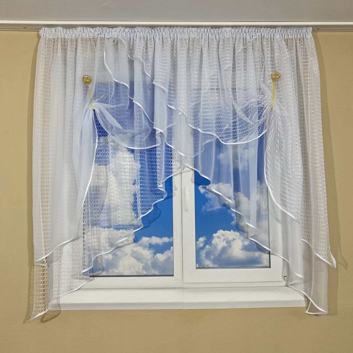 Тюль на кухню короткие
