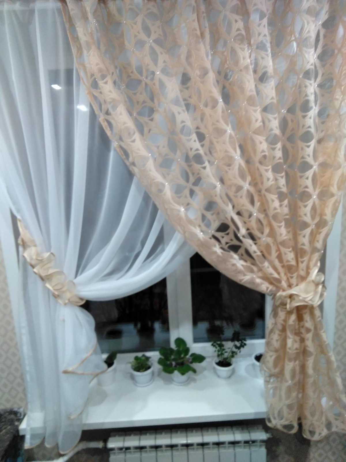 Шторы на кухню короткие комбинированные