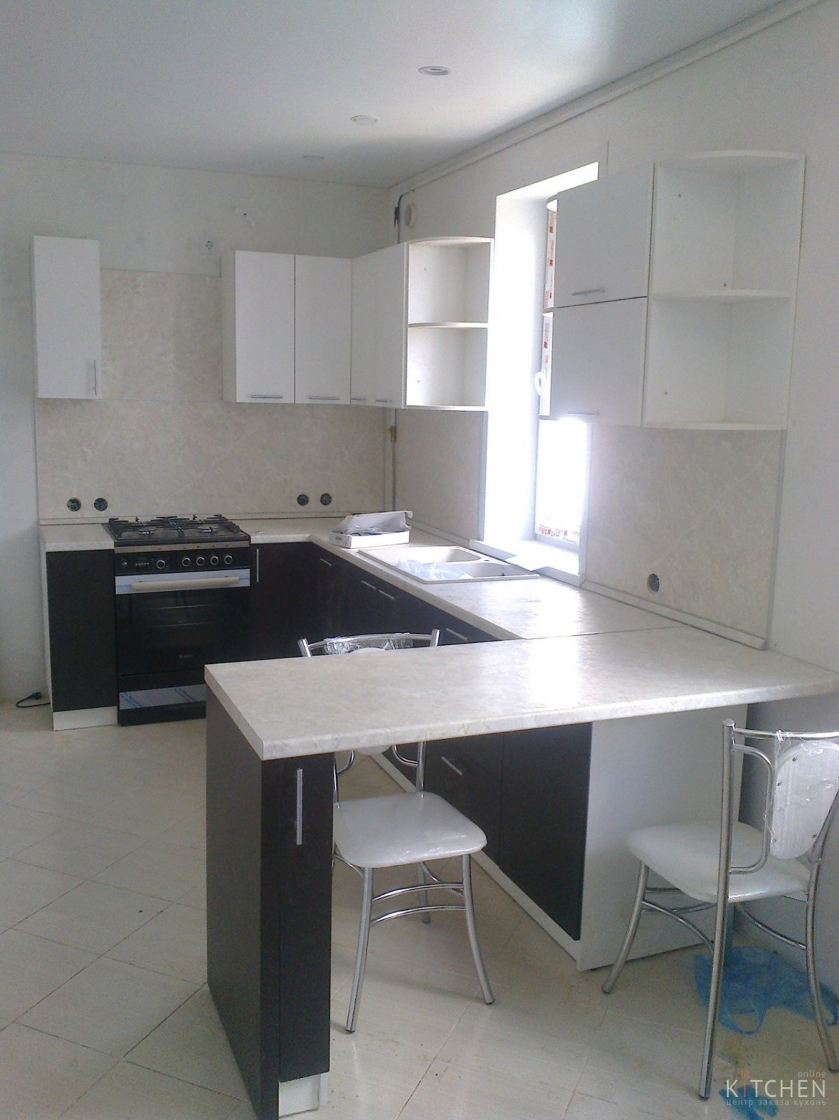 Кухонный гарнитур буквой п