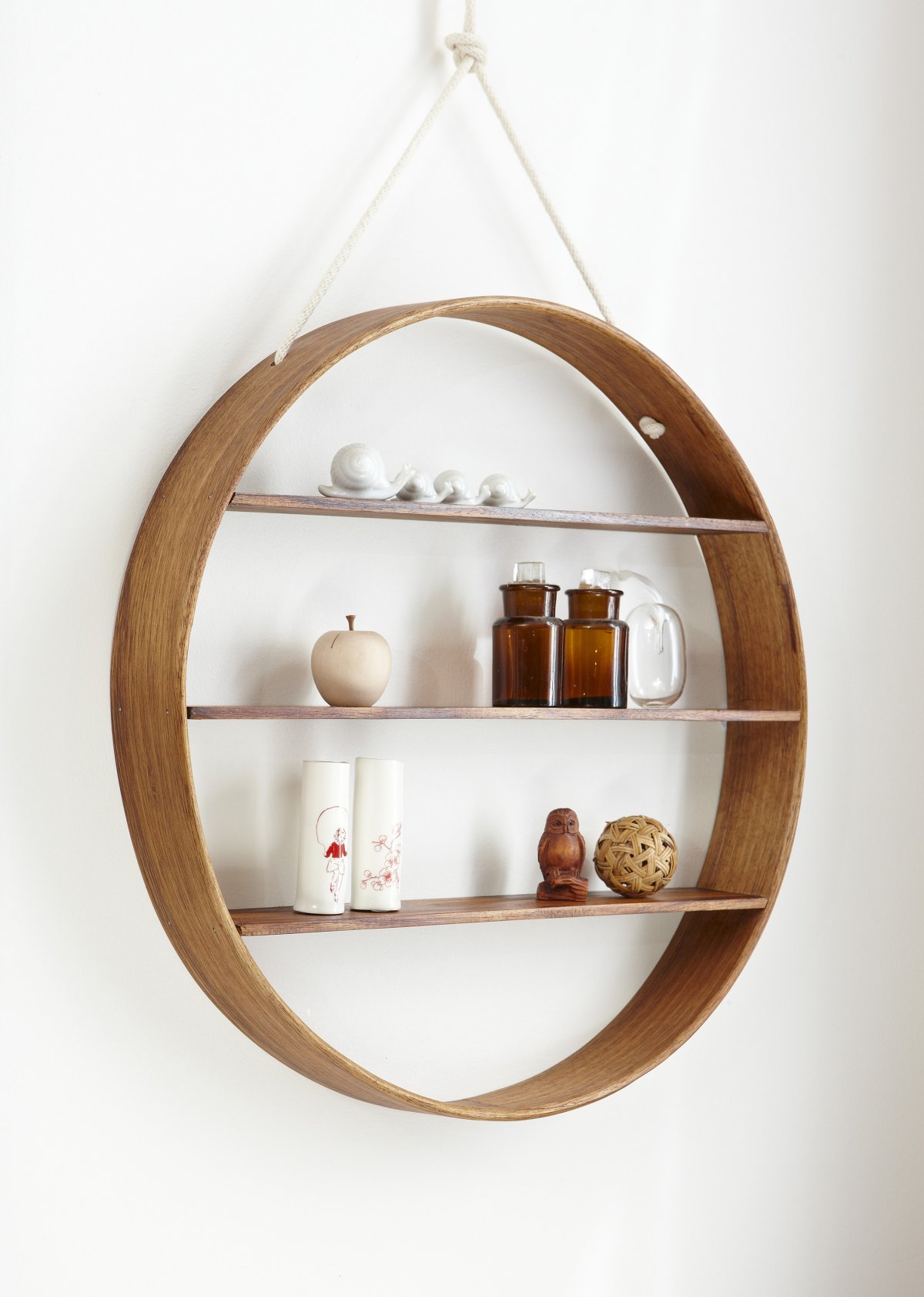 Полка круглая настенная