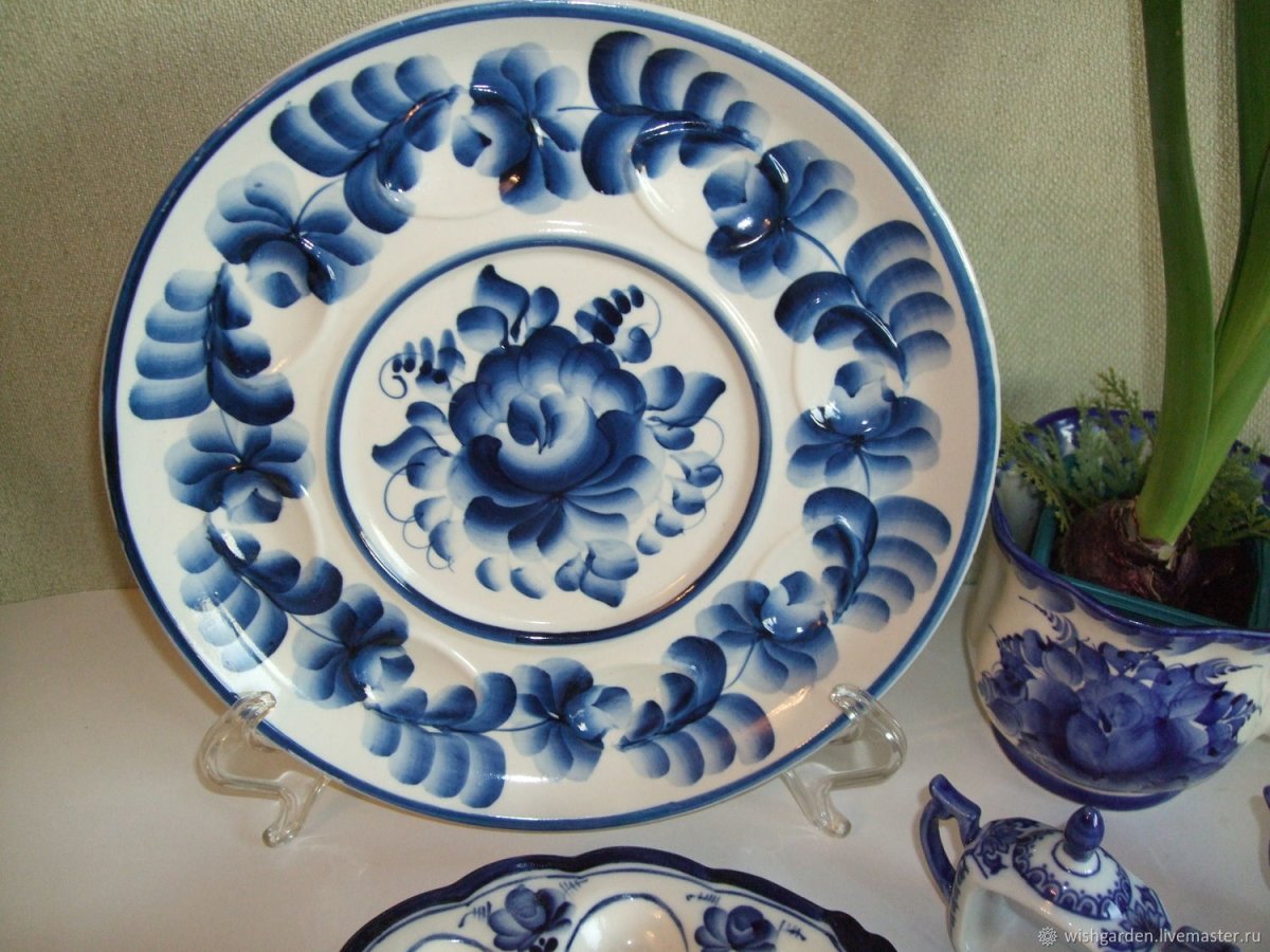 Роспись стен Гжель