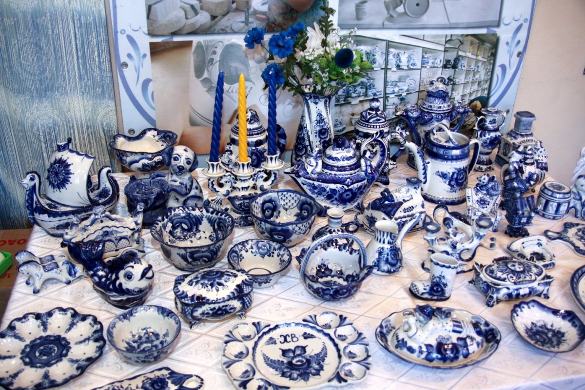 Салтыков а. б. Гжельская керамика.