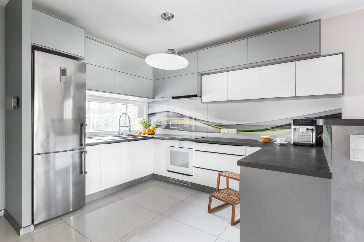 Кухня угловая серая