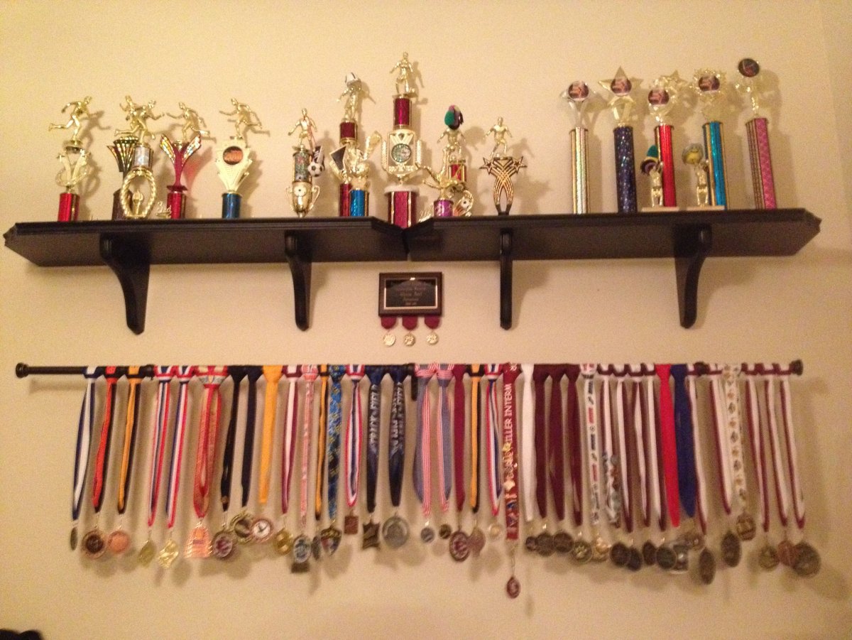 Полка для наград