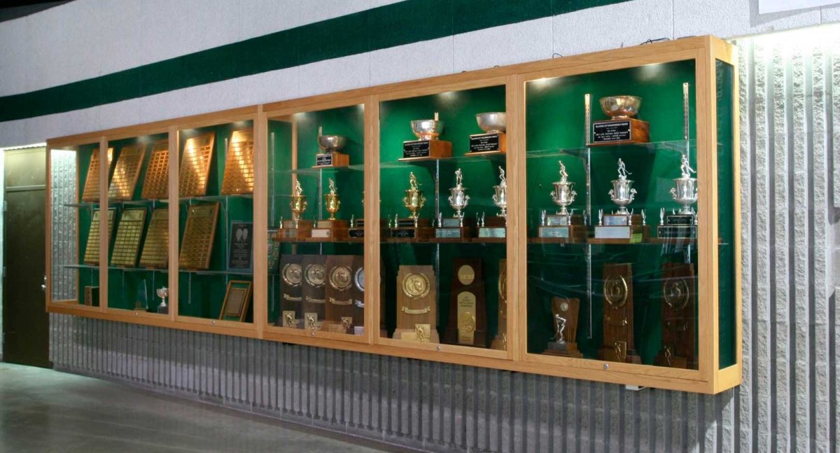 Витрина для кубков
