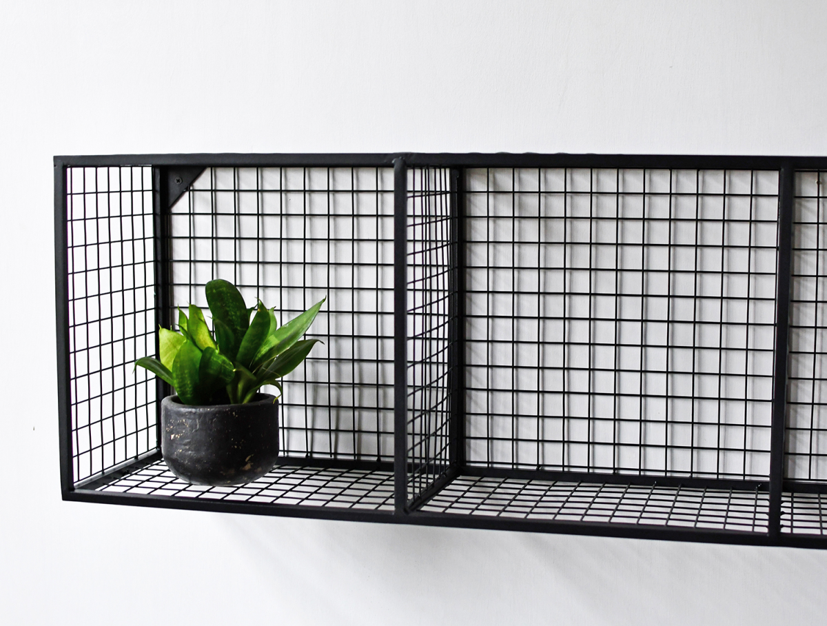 Полки из металлической сетки