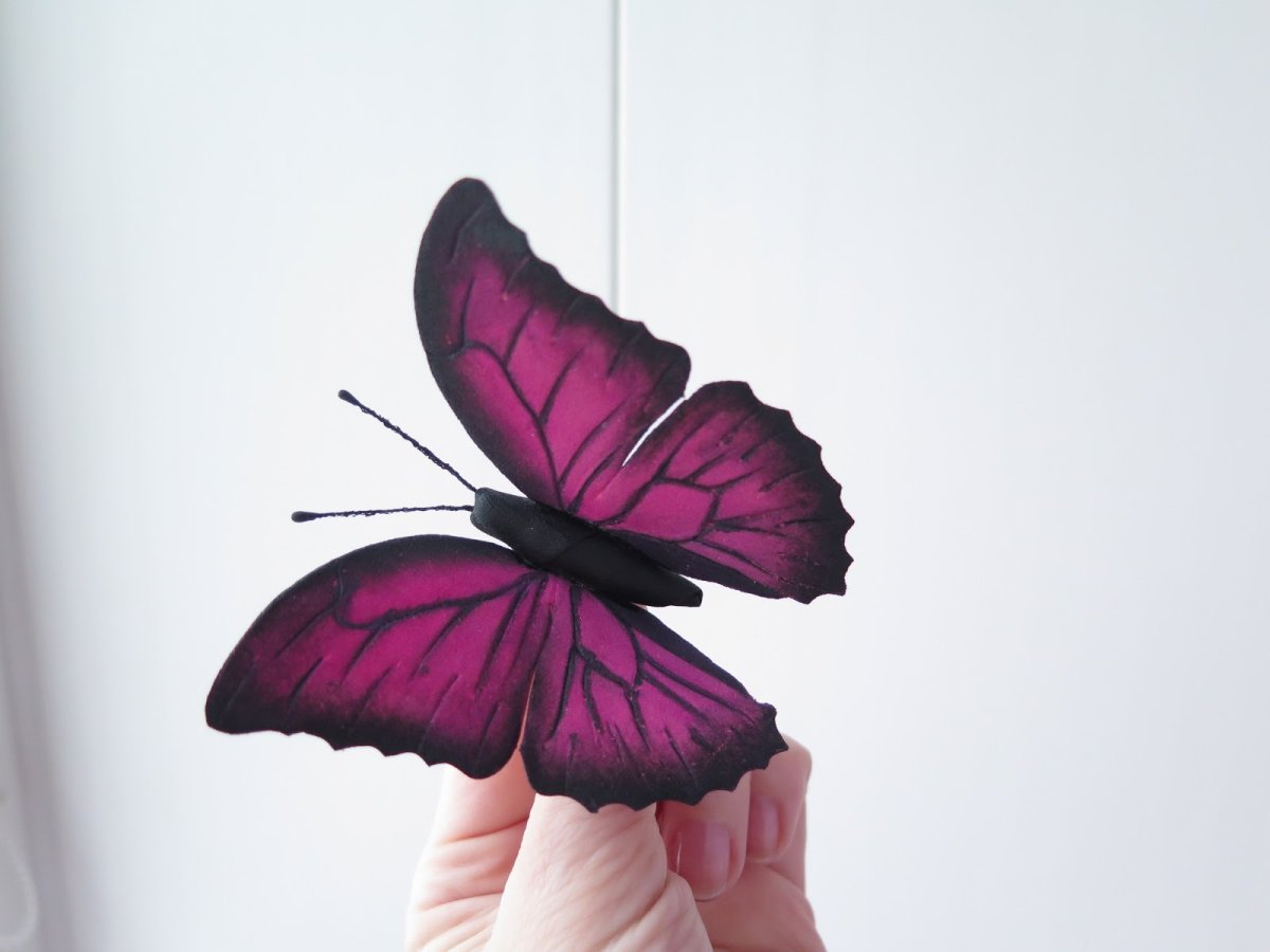 Декоративные украшения на стену