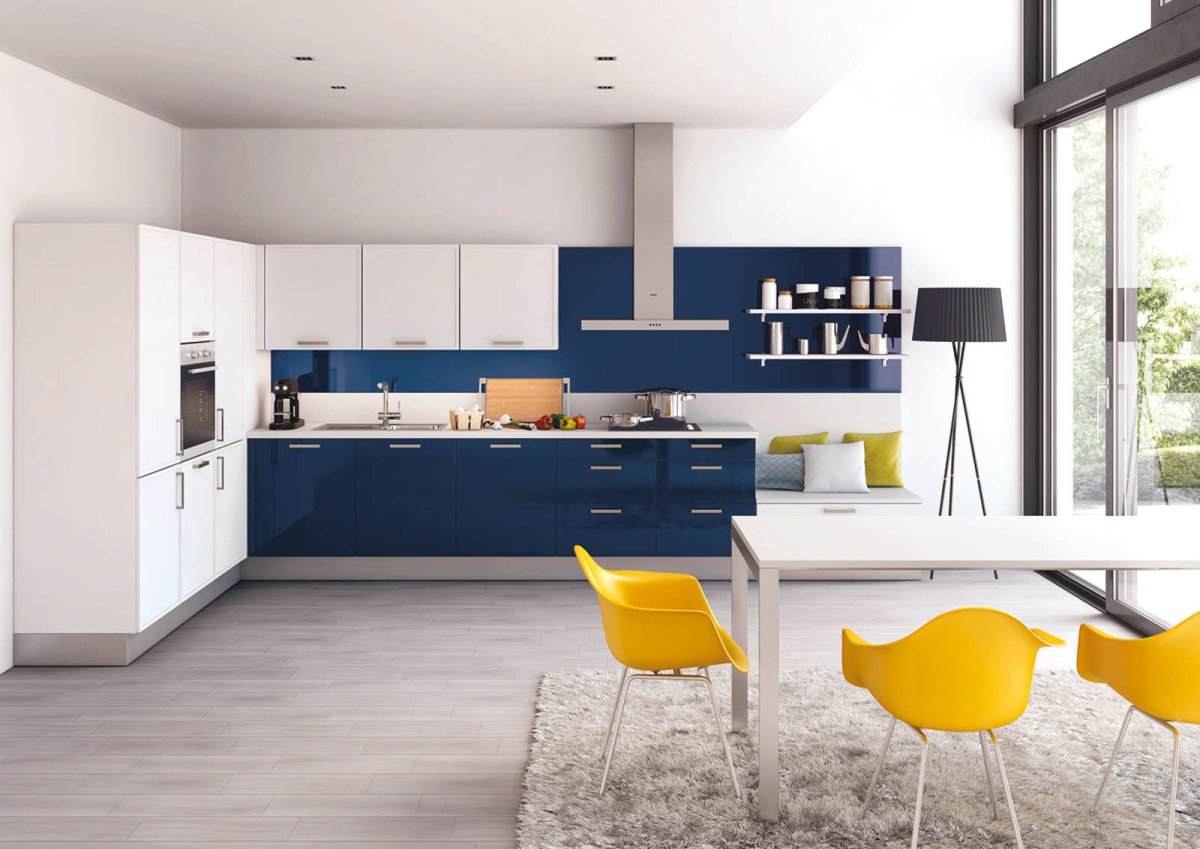 Кухня синяя матовая